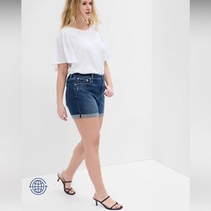 New Gap Mid Rise Denim Shorts